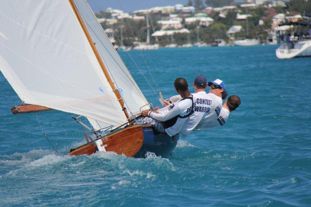 http://www.rbyc.bm/images/stories/front_page/24_may_fitted_dinghies_080.jpg